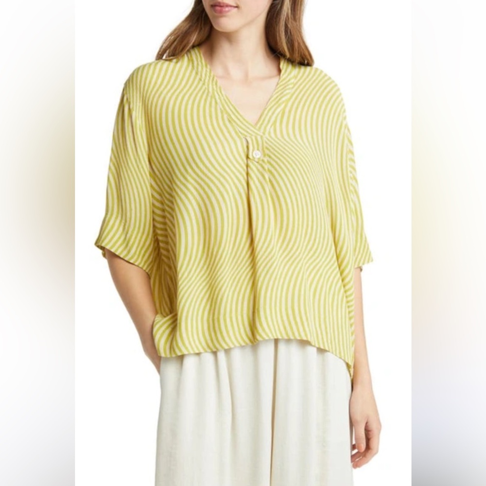 Women's Yellow Wave-Striped V-Neck Blouse